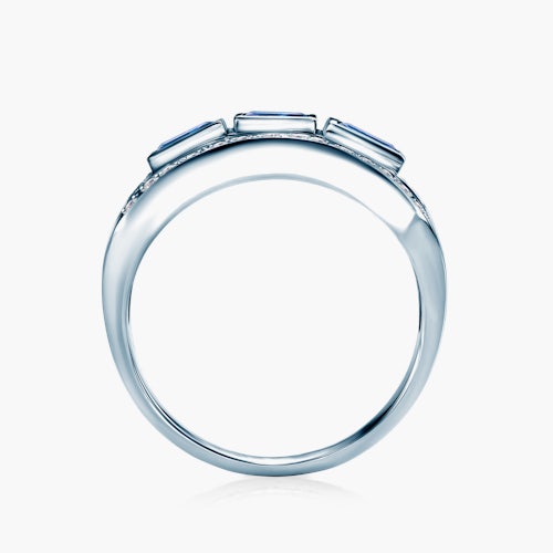 Pierścionek SAVICKI: białe złoto, niebieskie szafiry, diamenty